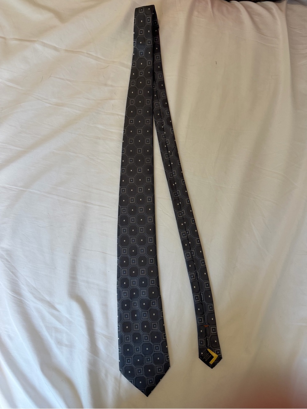 Men's Gray Geometric Square Pattern Tie